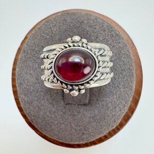 VTG Solid Sterling Silver 925 Garnet Bezel Set Statement Ring Size 5.25